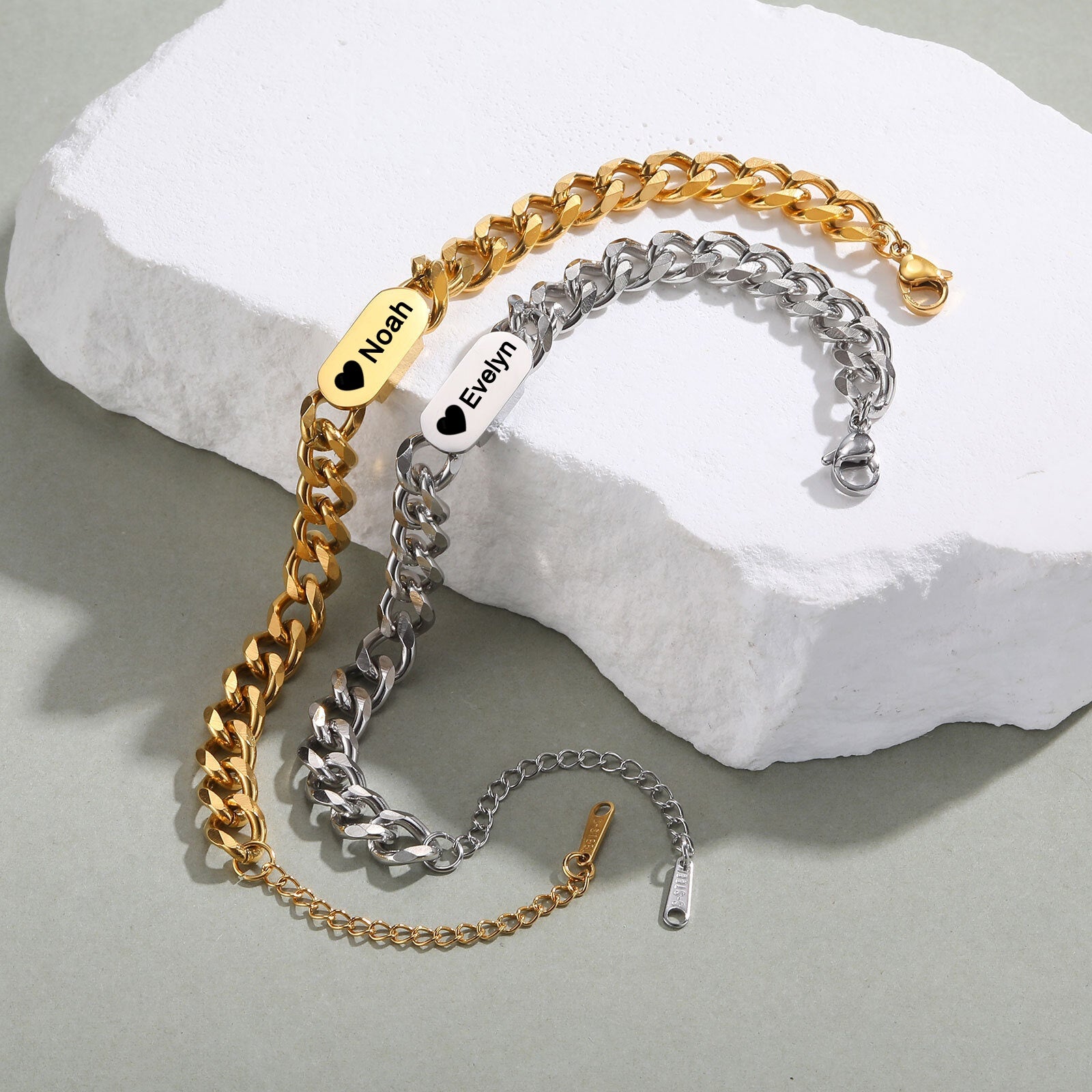 Bracelet Engraved with Birth Flower and Constellation